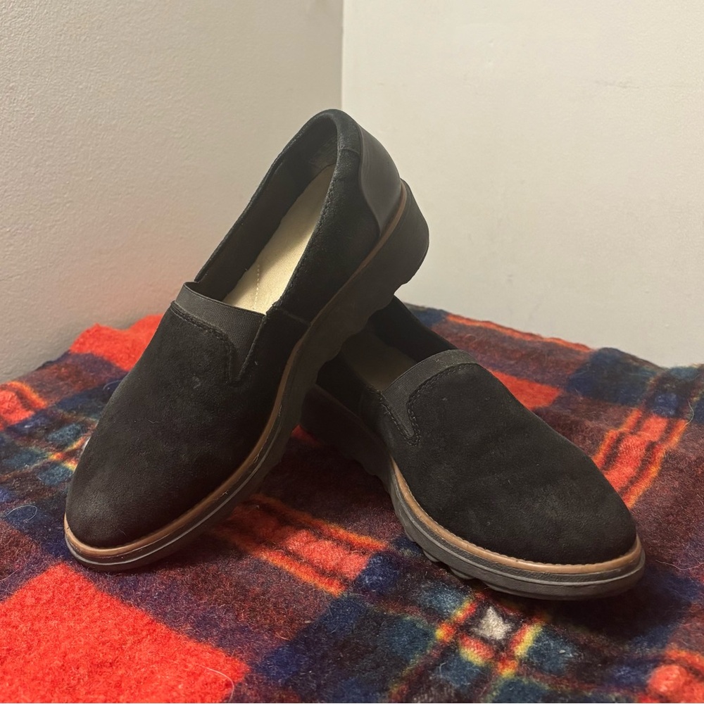 Clarks Women's Black Slip-Ons